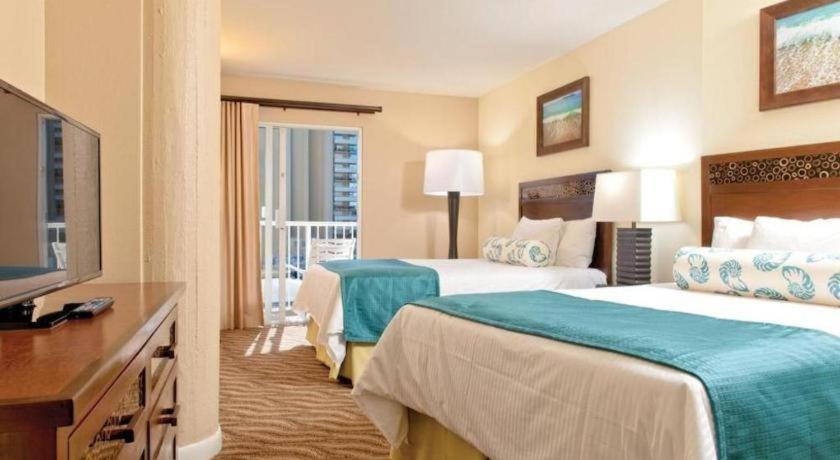 Club Wyndham At Waikiki Walk 3*